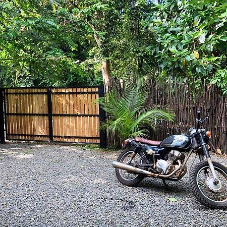 Apartamento Le Cabanon Dikwella Sur Exterior foto